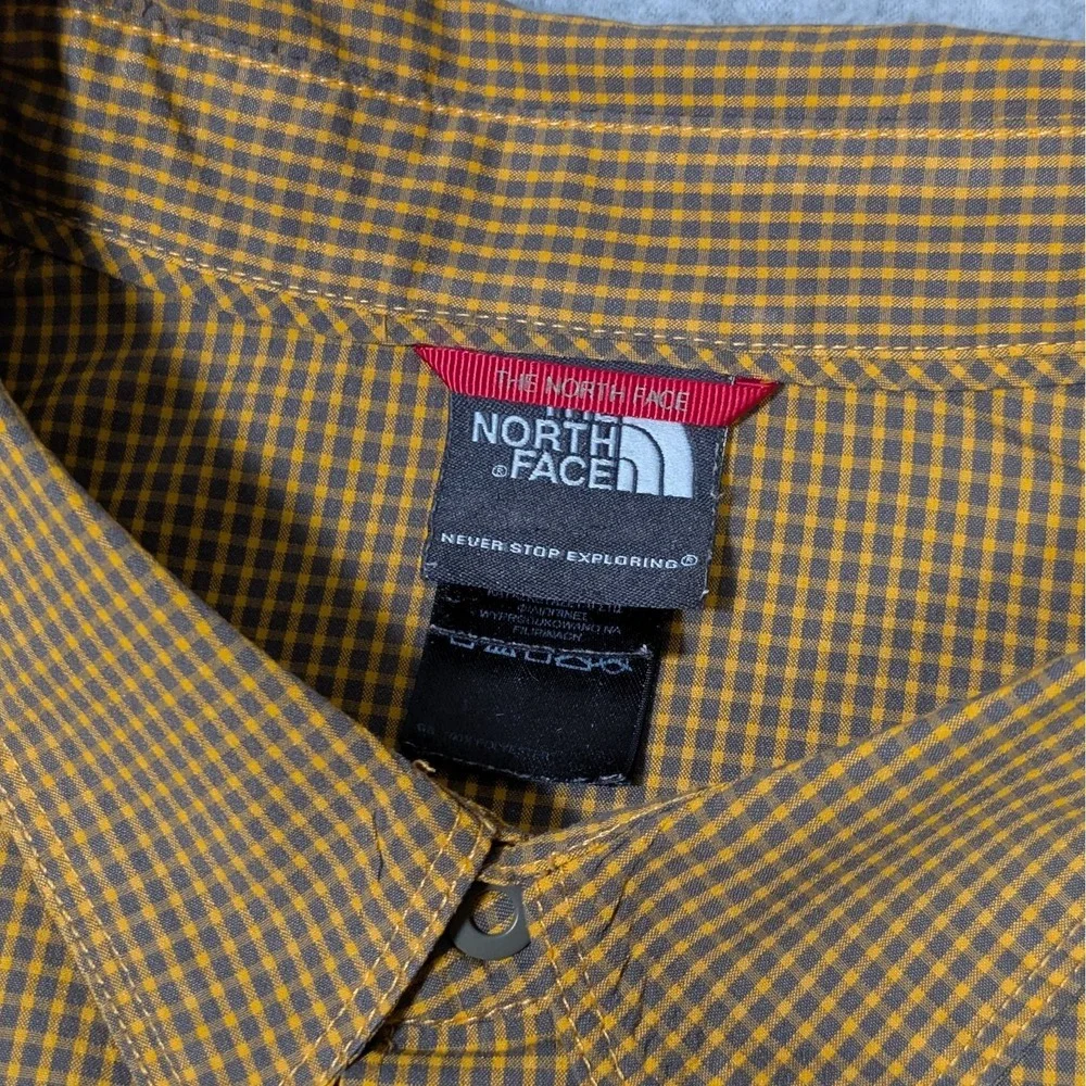 The North Face Short Sleeve Snap Button Up Shirt Mens XL Short Sleeve Yellow